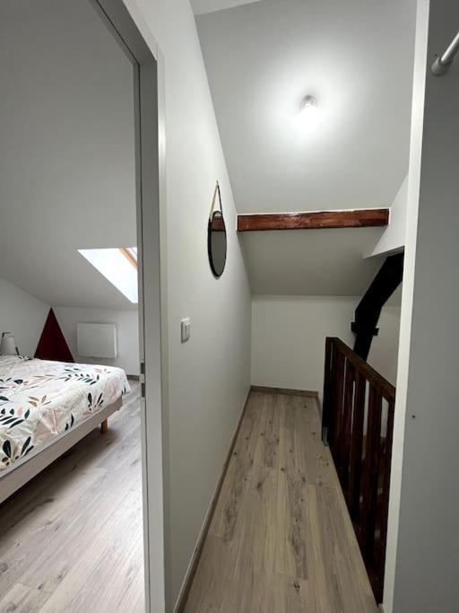 Le Duplex Tout Confort Bressuire Exterior photo